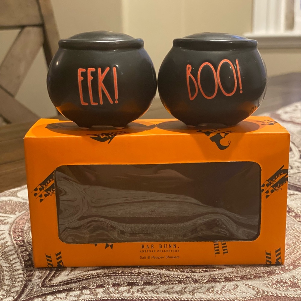 Rae Dunn EEK & BOO CAULDRON Salt & Pepper Shaker - Picture 3 of 3